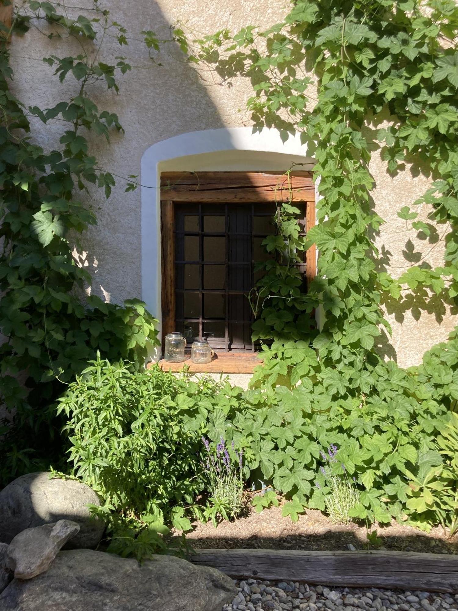 Maison Emme โมลีนส์-ออง-กีราส ห้อง รูปภาพ